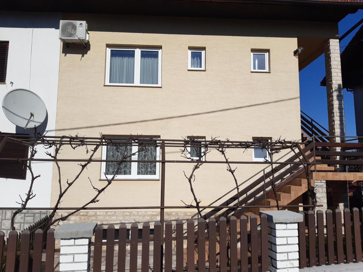 Apartman Helena Slunj Dış mekan fotoğraf